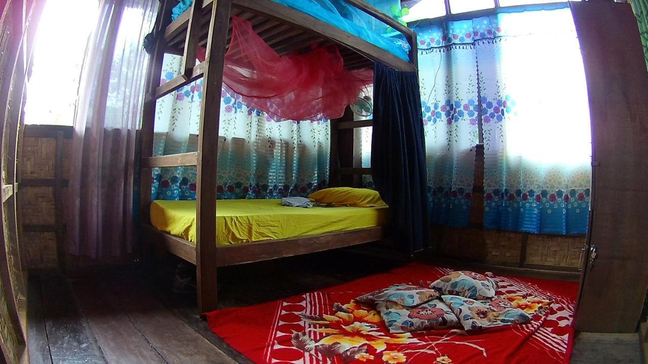 Footprints Homestay (Adults Only) General Luna  Εξωτερικό φωτογραφία
